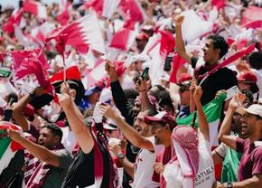 A fost Qatar susținută de fani cumpărați? » „Emirul le-a suportat deplasarea și toate cheltuielile de la Mondial!”