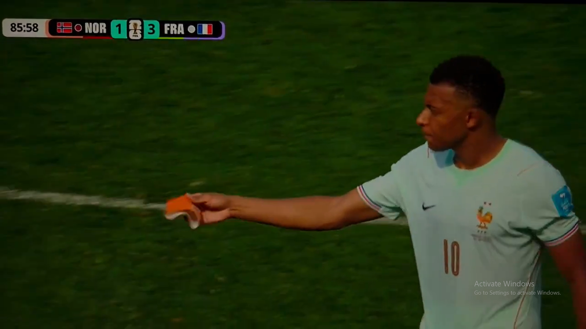 Faza serii în Norvegia - Franța » Gestul „Dictatorului” Mbappe a făcut înconjurul Internetului