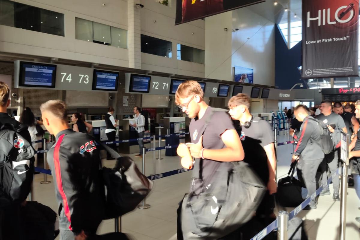 FCSB a plecat în primul cantonament al verii » Marele absent din lotul roș-albaștrilor