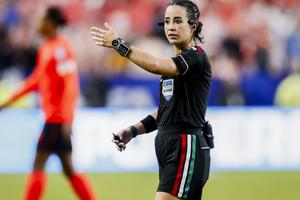 Arbitra mexicană a făcut publice mesajele: „Cu cine te-ai culcat?!”