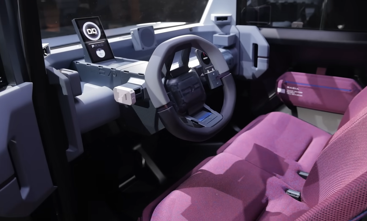 Noul model Dacia, în premieră pe străzile din Paris » Trecătorii au fost uimiți: „E mașina viitorului”