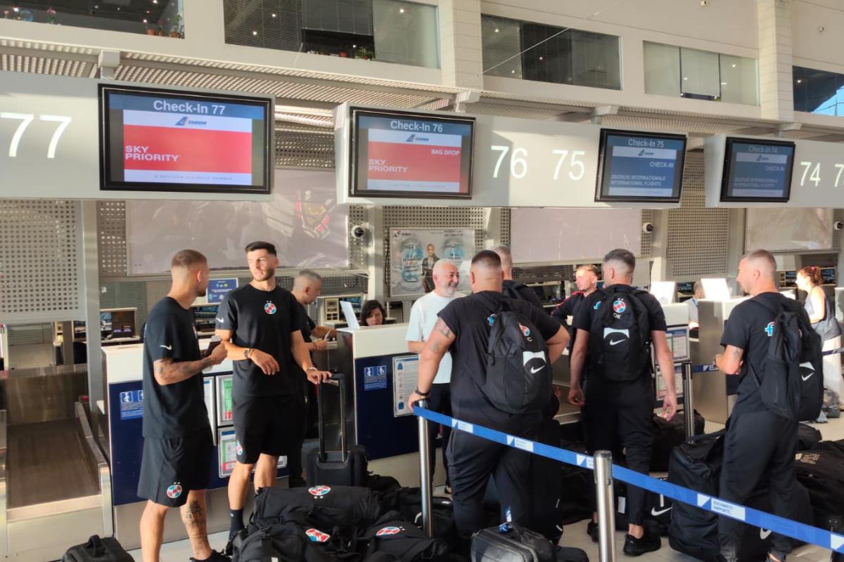 FCSB a plecat în primul cantonament al verii » Marele absent din lotul roș-albaștrilor