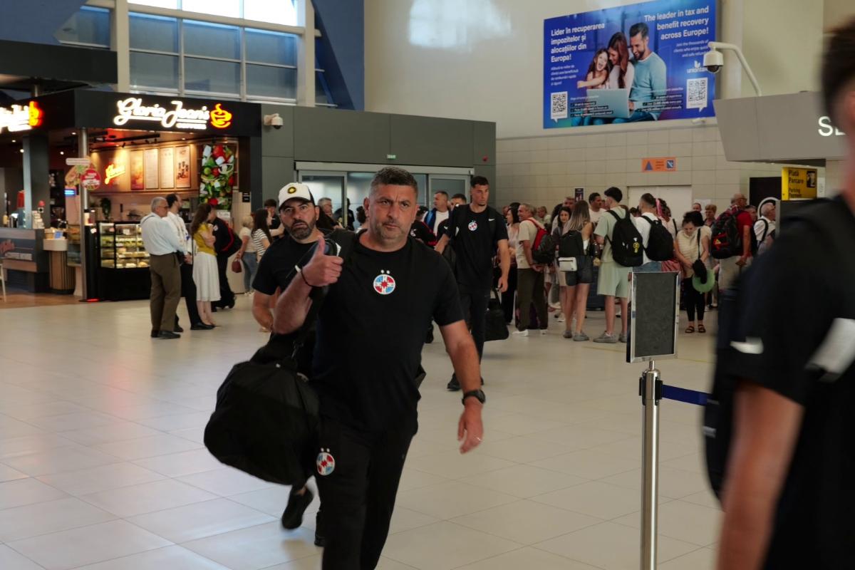 FCSB a plecat în primul cantonament al verii » Marele absent din lotul roș-albaștrilor