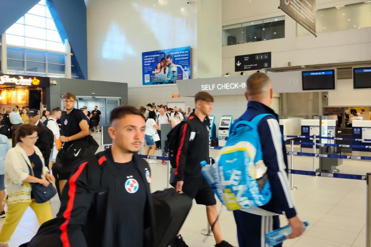 FCSB a plecat în primul cantonament al verii » Marele absent din lotul roș-albaștrilor