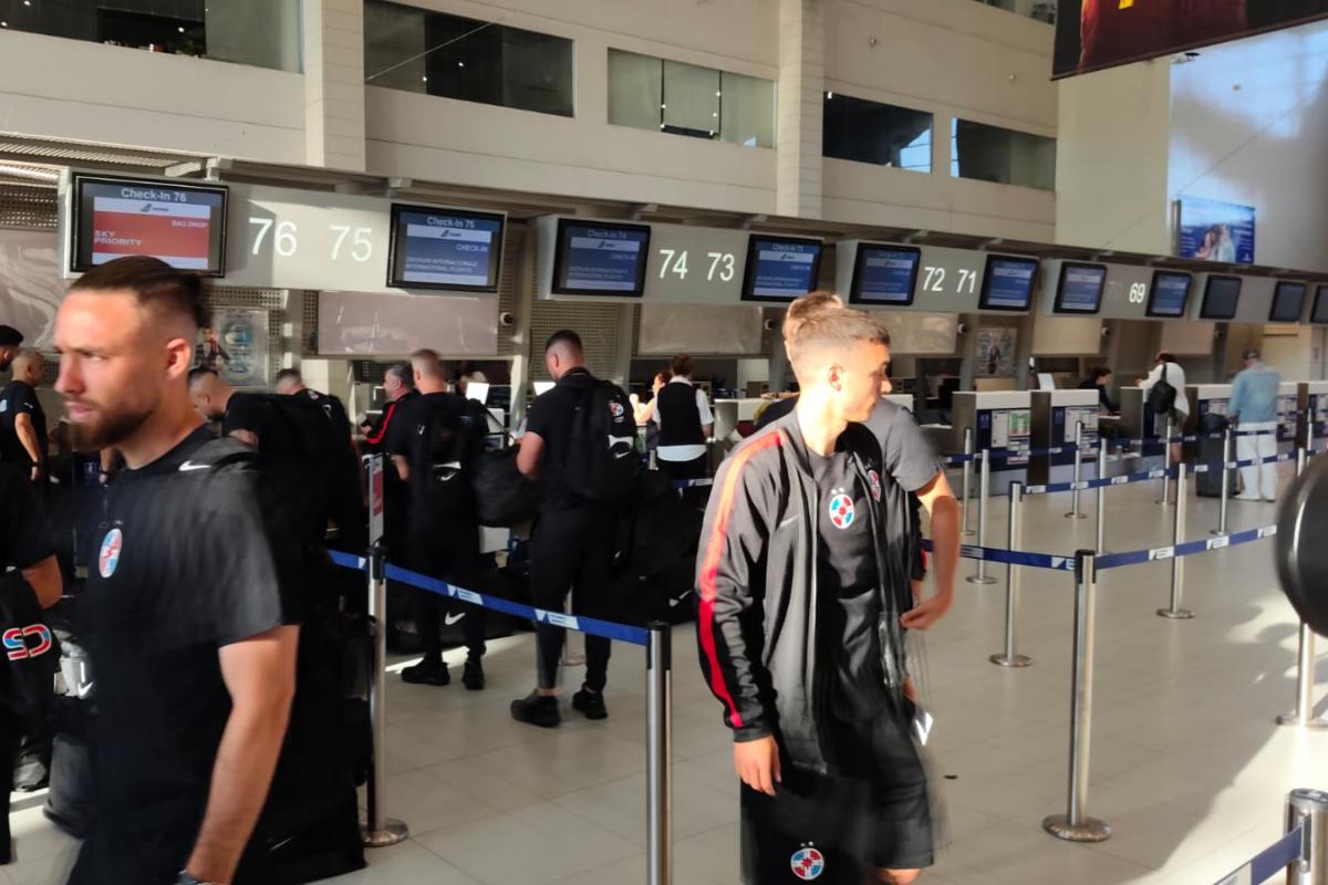FCSB a plecat în primul cantonament al verii » Marele absent din lotul roș-albaștrilor