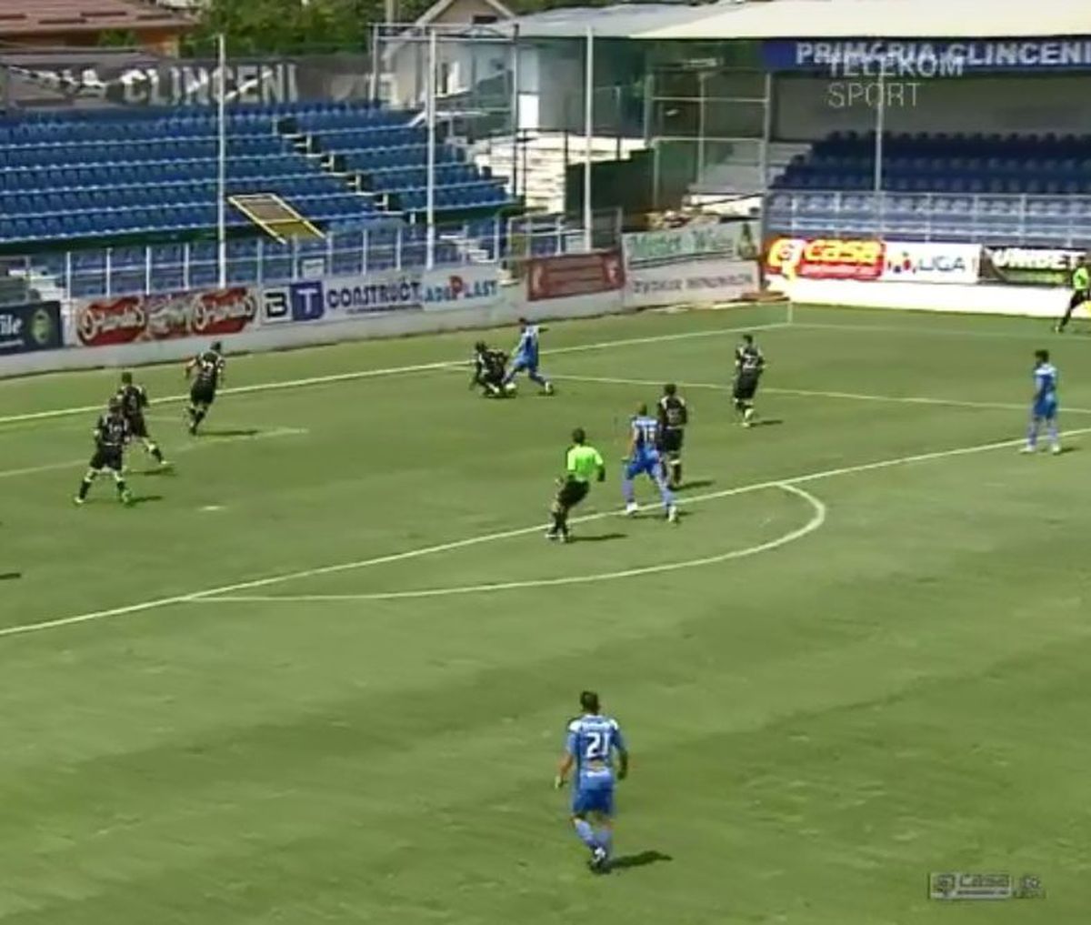 CLINCENI - POLI IAȘI. FOTO Cabral, jucătorul retestat negativ, a comis penalty în minutul 7!