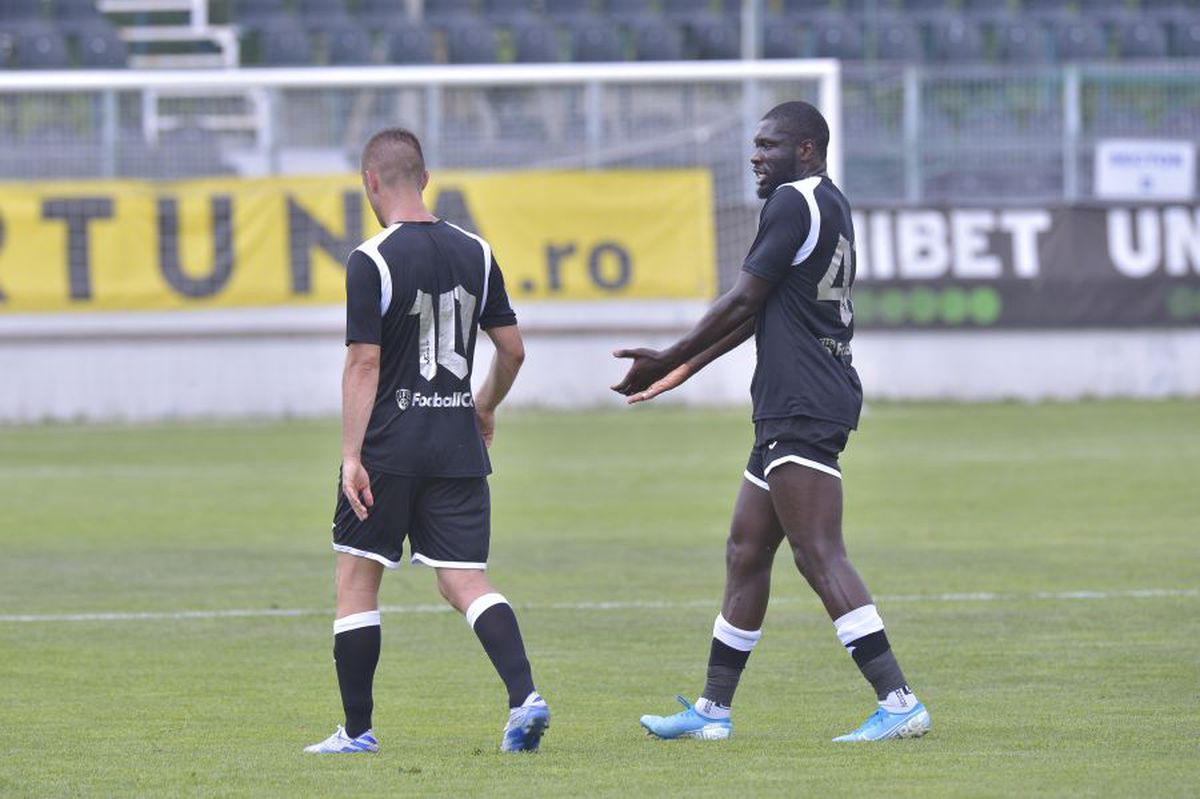 CLINCENI - POLI IAȘI 3-0 » VIDEO Elevii lui Ilie Poenaru, victorie mare în play-out » Cum arată clasamentul