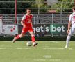 UTA - RAPID 1-2. EXCLUSIV // UPDATE Ultrașii arădeni au vrut să-l bată pe Dan Alexa! Ce a pățit antrenorul Rapidului: „Dacă aveau cuțit?”