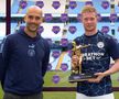 Kevin De Bruyne, playmaker-ul sezonului în Premier League, alături de antrenorul Pep Guardiola // foto: Guliver/gettyimages