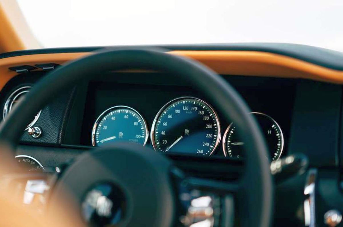 WOW! Mirel Rădoi s-a afișat pentru prima oară cu superbolidul de 300.000 de euro