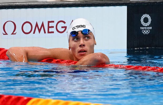 Fenomenul David Popovici continuă! Cum s-a trăit la Tokyo calificarea în finală a puștiului-minune din România