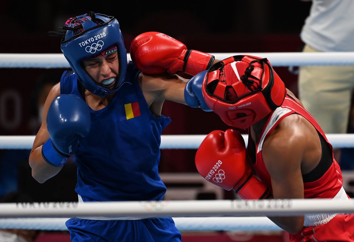 Jocurile Olimpice, BOX - Claudia Nechita, în „sferturile” categoriei 52 kg