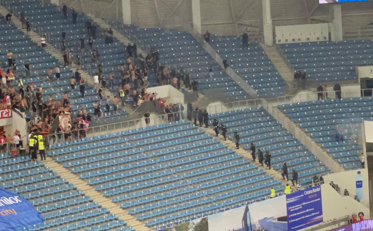 Incidente pe „Oblemenco” » Ultrașii lui FCU Craiova s-au dus peste dinamoviști