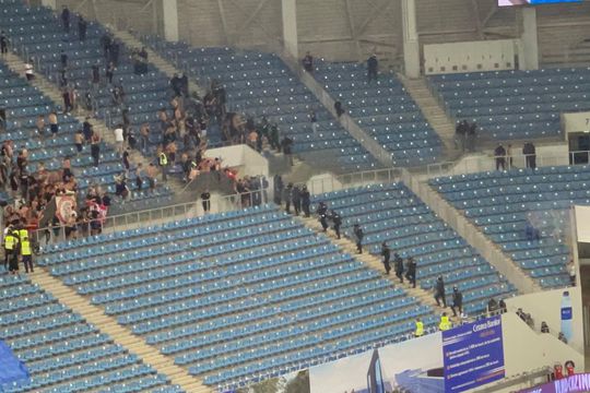 Incidente pe „Ion Oblemenco” la pauza meciului FCU Craiova - Dinamo.