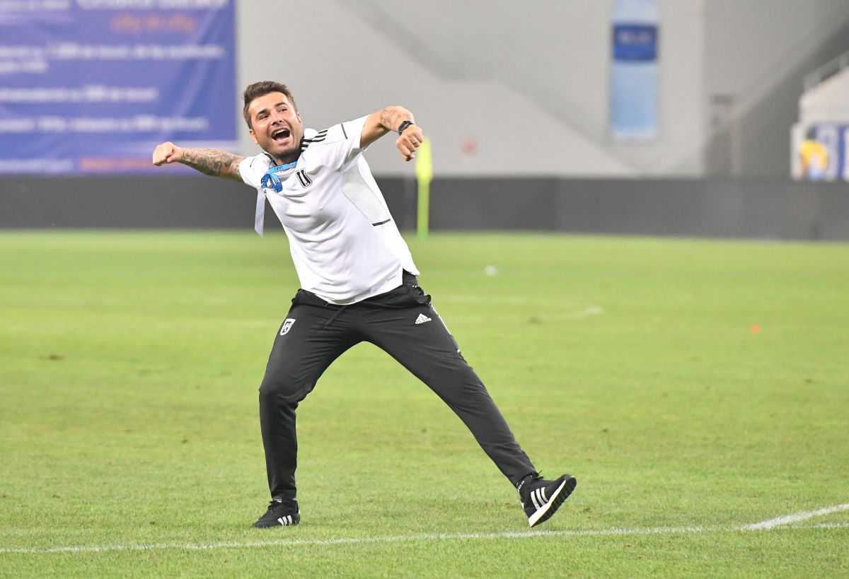 FCU Craiova - Dinamo 1-0. Ironia rivalilor de la CS Universitatea Craiova, în timp ce echipa lui Mutu juca pe „Oblemenco”