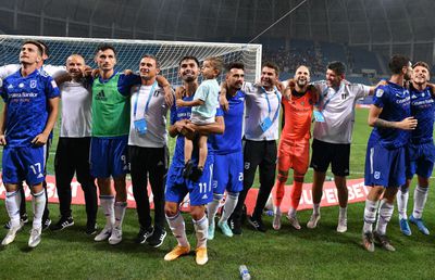 FCU Craiova - Dinamo 1-0. Oltenii au sărbătorit cu fanii prima victorie în Liga 1 pe „Oblemenco” » Mutu, dezlănțuit