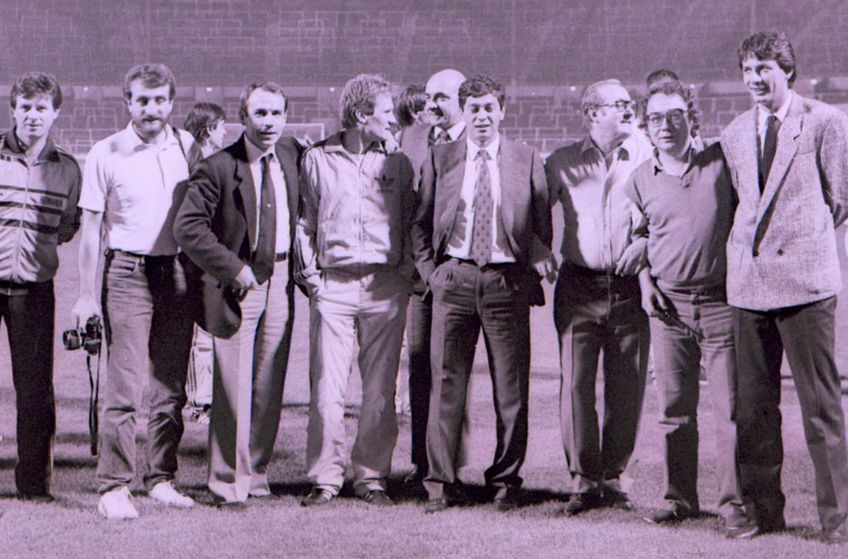 Ovidiu Ioanițoaia în 1985, alături de Costică Ștefănescu, Cornel Pumnea, Ladislau Boloni, Mircea Lucescu și Gino Iorgulescu / foto: Arhivă GSP