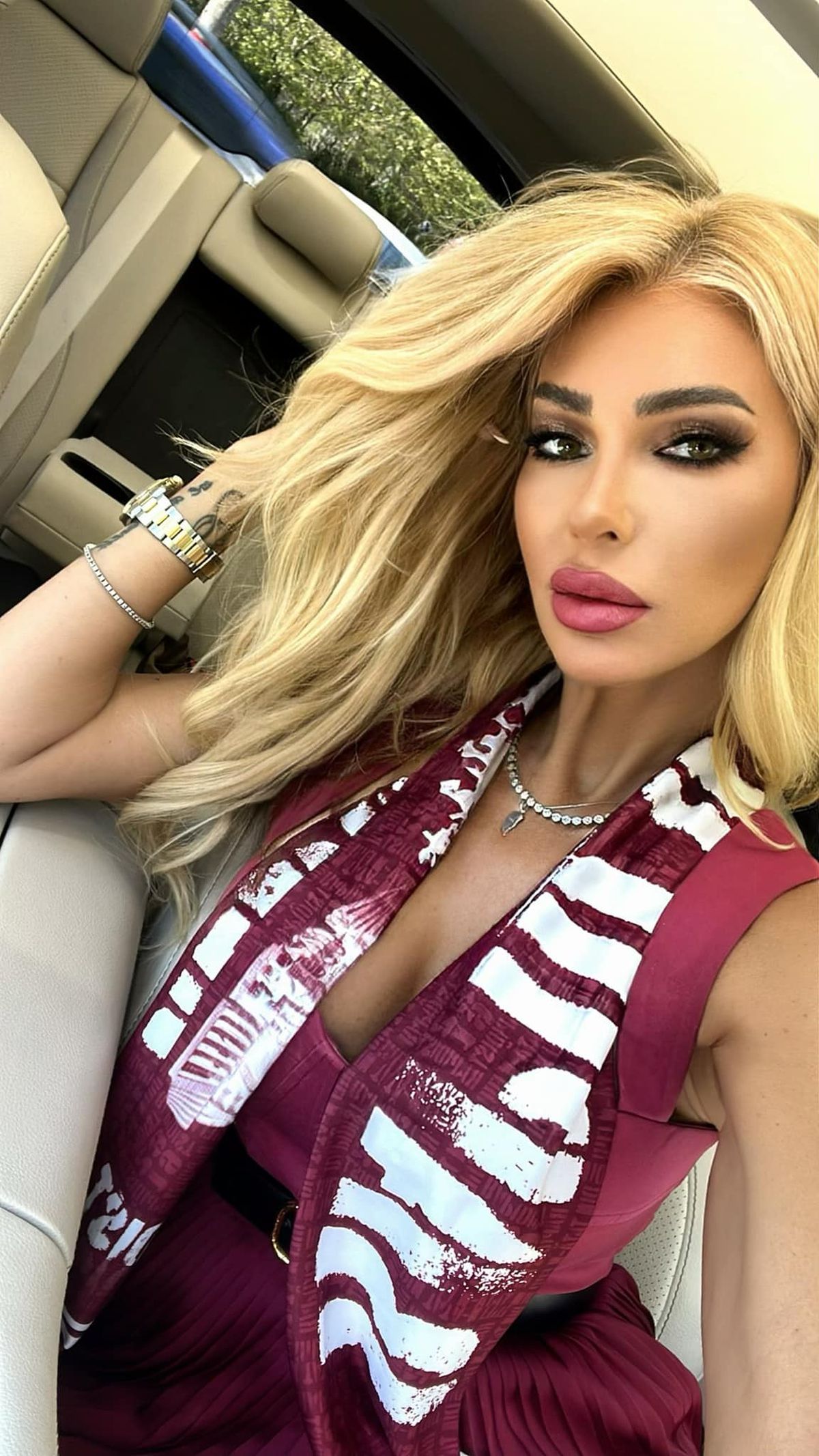 Fosta soție a bossului de la Rapid a denunțat la DNA afacerea incriminată de Nicușor Dan: „I-a vândut lui Crin Antonescu un apartament la preț preferențial!”