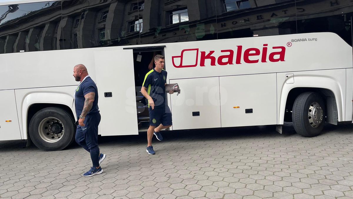 Imaginea serii din Bulgaria » Cum arată postul de comentator la CSKA 1948 Sofia - FCSB