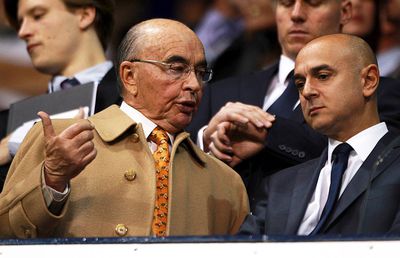 Șoc la Tottenham! Proprietarul clubului londonez a fost arestat la New York. Riscă 25 de ani de închisoare