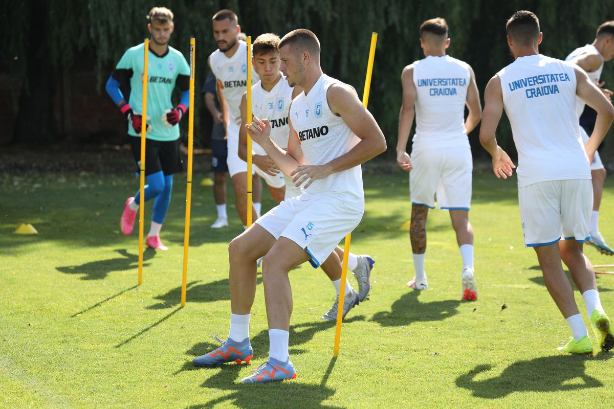 „Doar așa vii la Craiova!” » Mihai Rotaru i-a pus o condiție aspră lui Laurențiu Reghecampf! În mandatul trecut, antrenorul a refuzat ferm!