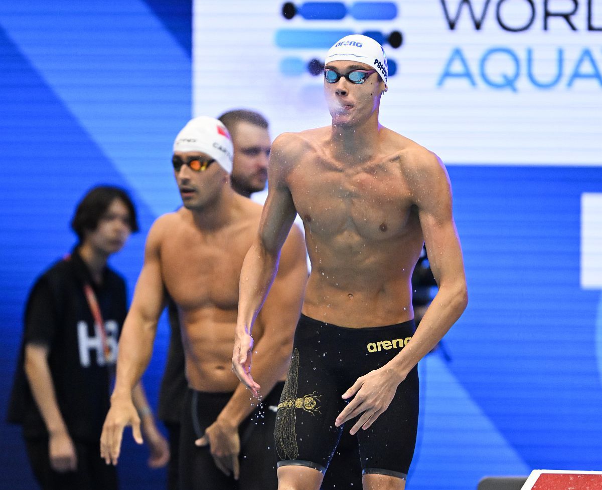 David Popovici, locul 2 în semifinalele probei de 100 de metri liber la Fukuoka! S-a calificat în finală cu al 5-lea timp