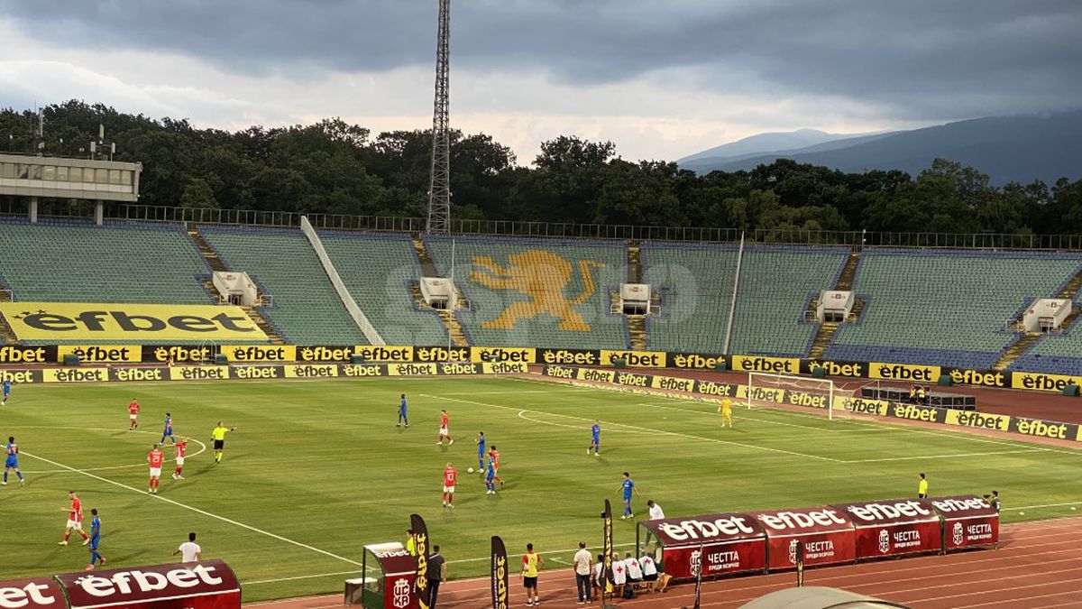 Imagini dezolante la CSKA 1948 - FCSB » Explicația pentru cei doar 1.000 de spectatori prezenți în tribune