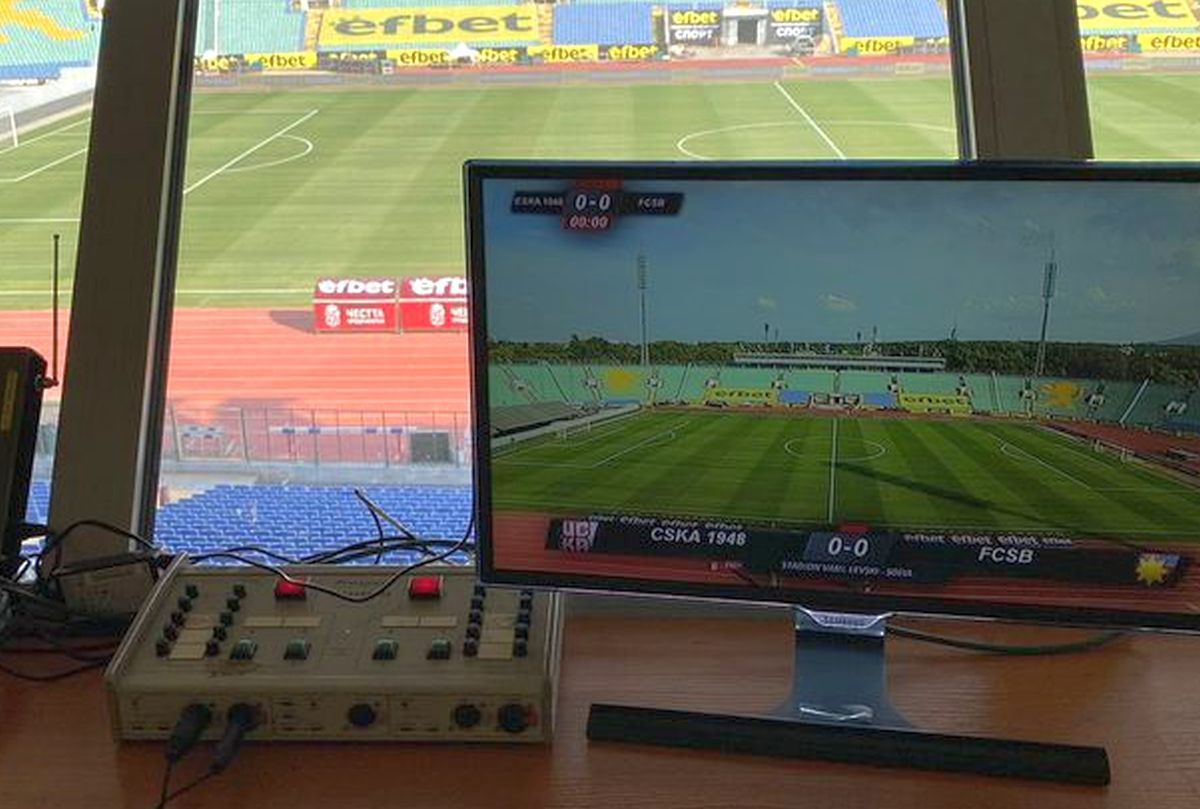Imaginea serii din Bulgaria » Cum arată postul de comentator la CSKA 1948 Sofia - FCSB