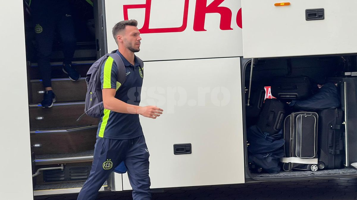 Imaginea serii din Bulgaria » Cum arată postul de comentator la CSKA 1948 Sofia - FCSB