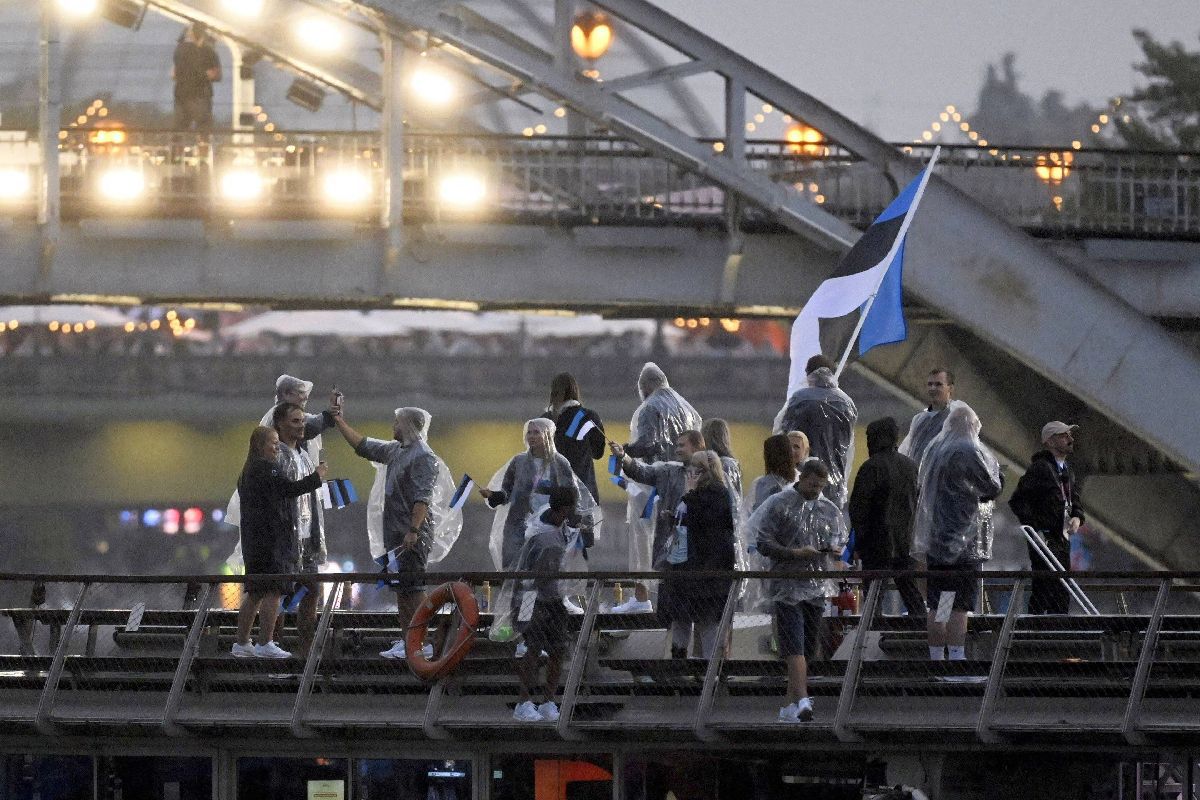 Istoric! Ceremonia de deschidere a Jocurilor Olimpice de la Paris: echipa GSP, martoră la evenimentul anului în sportul mondial! Nadia Comăneci a dus Flacăra: în barcă alături de legendarii Nadal, Carl Lewis și Serena