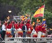 Ambarcațiunea care transportă delegația Spaniei / FOTO: Imago Images