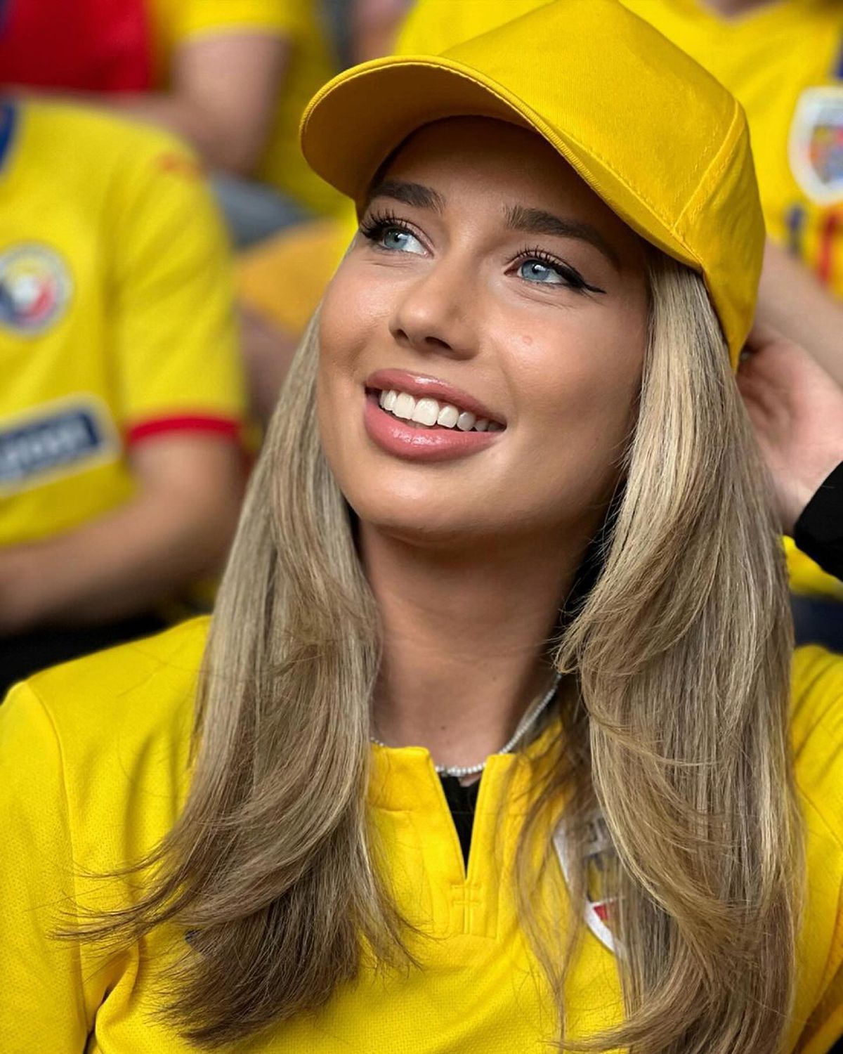 Maria Iordănescu, din nou pe micile ecrane! Fiica fostului selecționer va prezenta știrile sportive: „Simt emoția pe care o simțea tata”