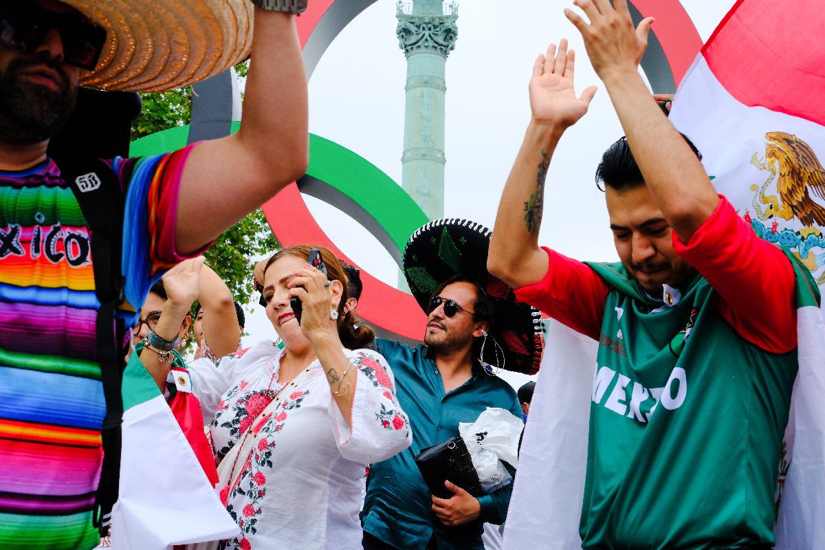 Istoric! Ceremonia de deschidere a Jocurilor Olimpice de la Paris: echipa GSP, martoră la evenimentul anului în sportul mondial! Nadia Comăneci a dus Flacăra: în barcă alături de legendarii Nadal, Carl Lewis și Serena