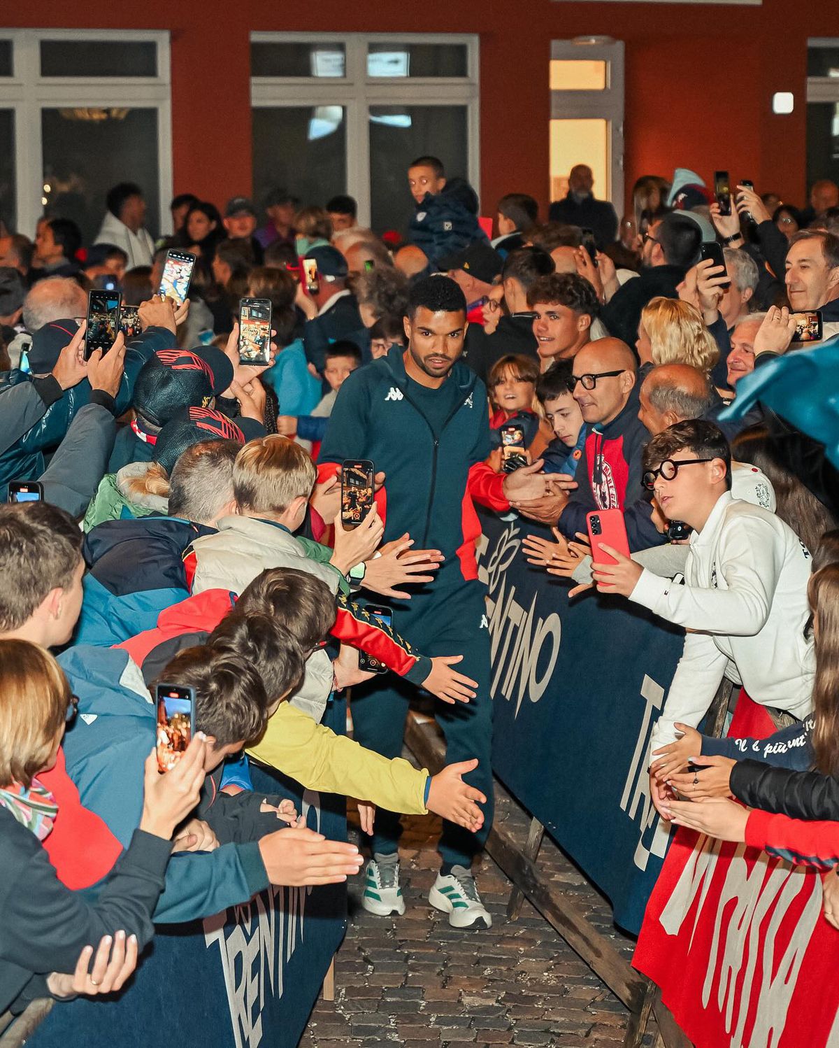 Iată motivul pentru care Dan Șucu nu a fost la Miercurea Ciuc cu Rapid! » A luat microfonul și a vorbit în fața sutelor de oameni