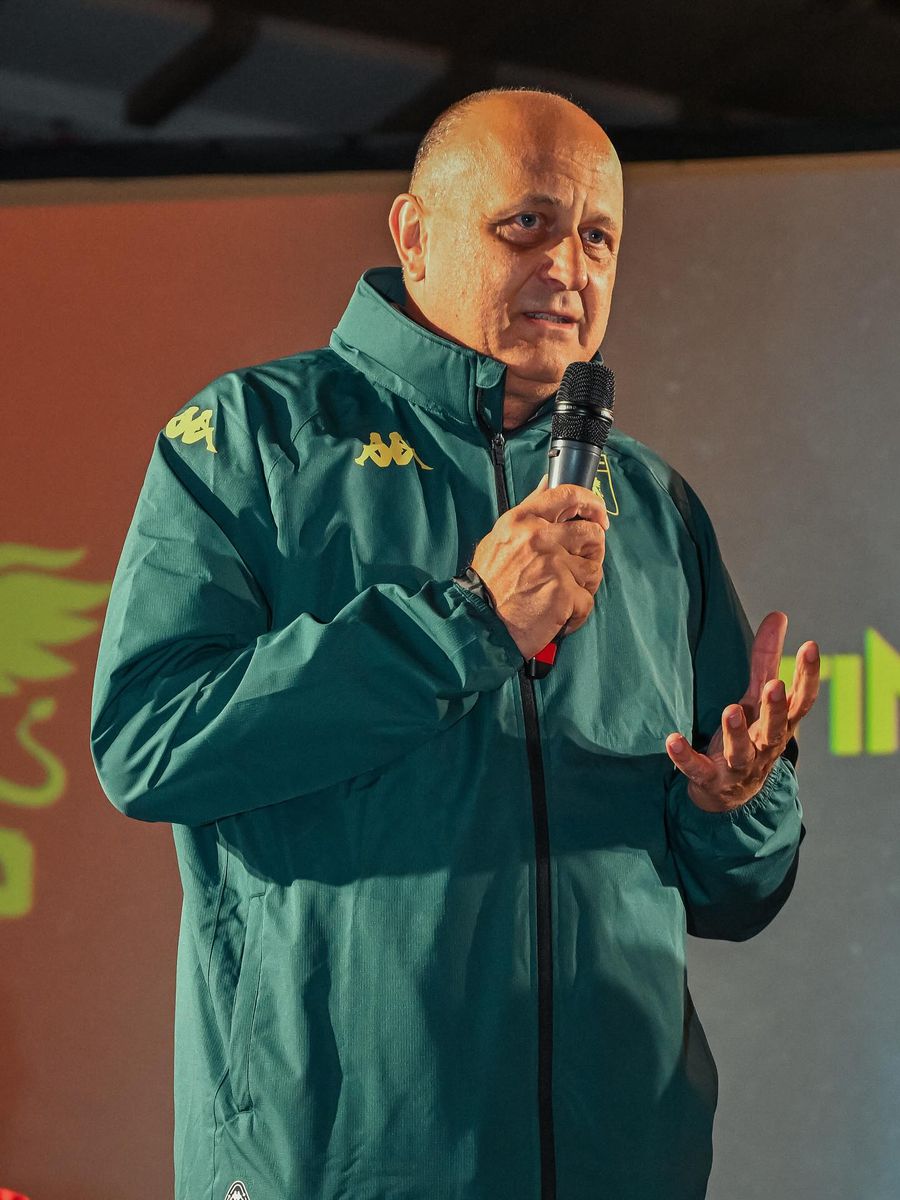 Dan Șucu a militat pentru aducerea lui Stanciu la Genoa, dar acum vizează un minim profit de pe urma unei afaceri intrată pe un drum închis / foto: Facebook Stanciu - Genoa, mariaj terminat! Câți bani așteaptă Dan Șucu pentru a-i da drumul imediat căpitanului naționalei + De ce Rapid are șanse zero să-l aducă