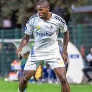 Steven Nsimba (29 de ani) este noul atacant de la CSU Craiova. Foto: Facebook