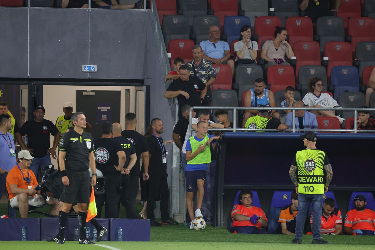 Ce s-a întâmplat pe teren după FCSB - Farul