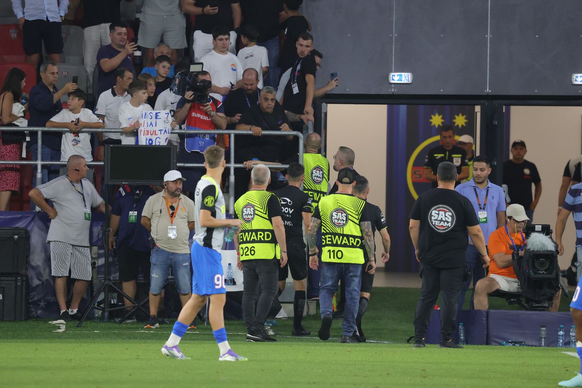 Ce s-a întâmplat pe teren după FCSB - Farul