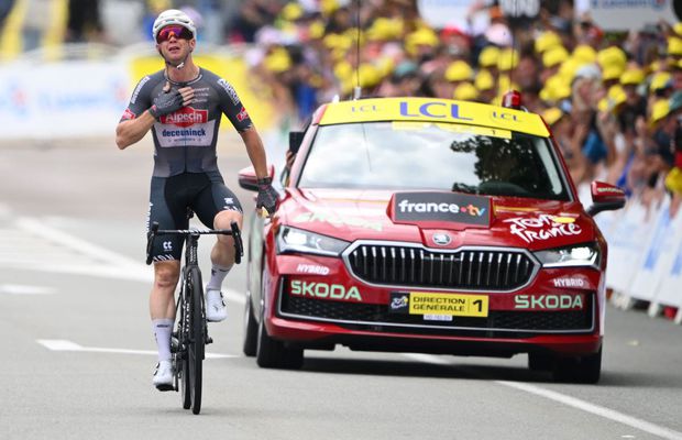 Victorie australiană cu lacrimi în penultima etapă a Turului Franței: „Nu este chiar un vis din copilărie, am început târziu ciclismul”