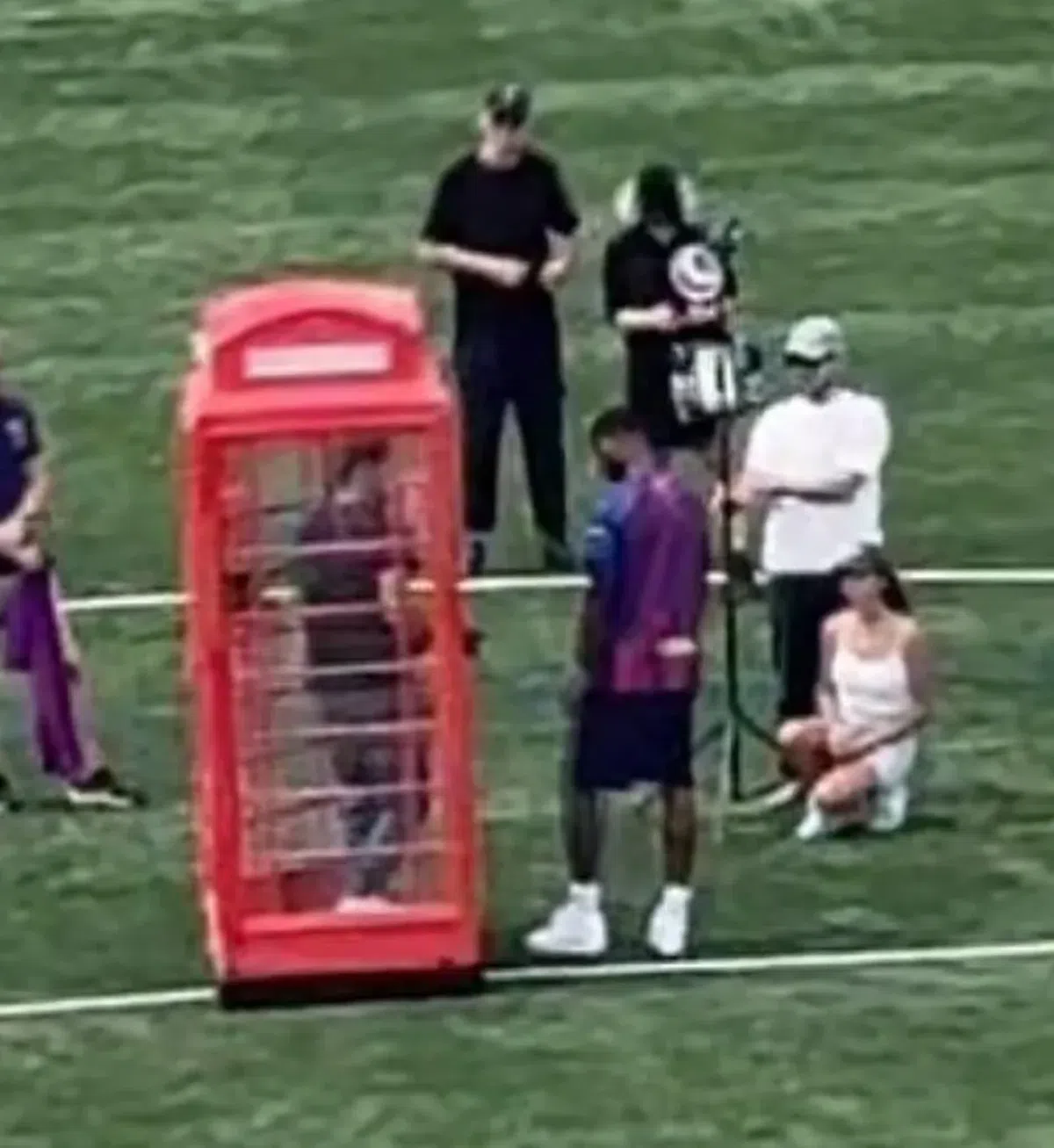 A semnat cu Barcelona și fosta iubită s-a întors în brațele lui, după doi ani: „Ea e foarte sensibilă”