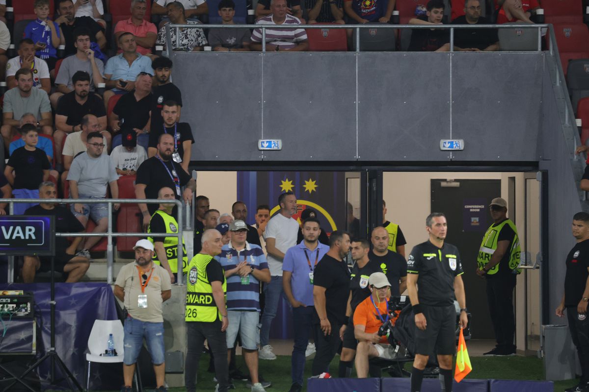 Ce s-a întâmplat pe teren după FCSB - Farul