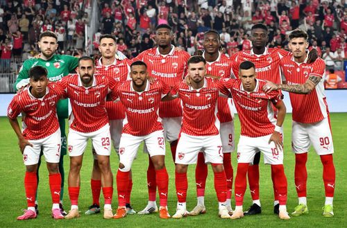 EXCLUSIV Dinamo pregătește modificări importante pentru derby-ul cu FCSB: cum ar putea arăta primul „11” al „câinilor”