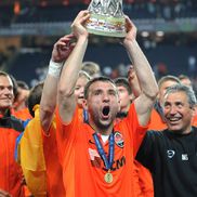 Răzvan Raț (Șahtior Donețk), câștigător al Cupei UEFA 2008-2009. 20 mai 2009, Istanbul. Foto: Imago