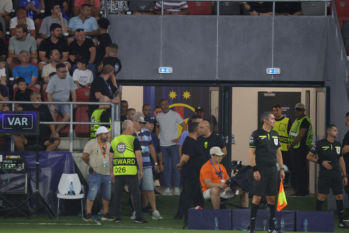 Ce s-a întâmplat pe teren după FCSB - Farul