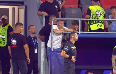 Ce s-a întâmplat pe teren, imediat după FCSB - Farul: MM Stoica a coborât de urgență din lojă! Găman, înjurat de tot stadionul