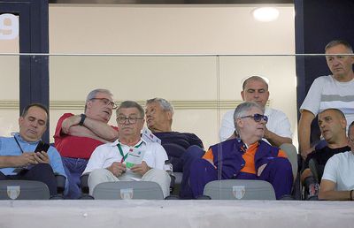 „Greii” la FCSB - Farul: colecție de nume mari în lojile din Ghencea