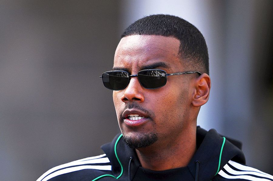 O legendă critică strategia de transferuri a lui Liverpool: „Haotic!”