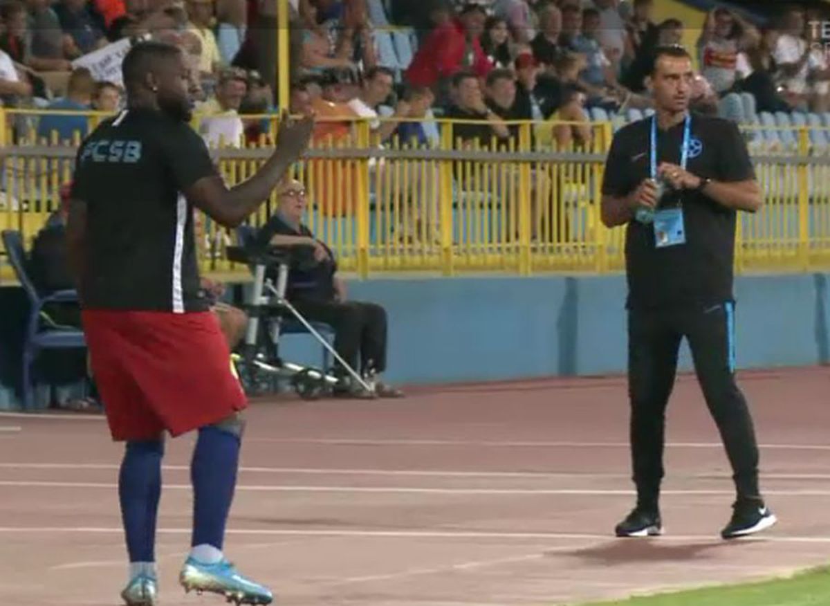 GAZ METAN - FCSB 4-0 // Ce nu s-a văzut la TV » Ce făcea Bogdan Argeș Vintilă pe marginea terenului