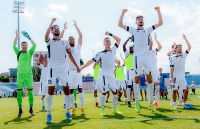 U CLUJ - GLORIA BUZĂU 0-2 // Neînvins, Ilie Stan nu vrea să mai coboare de pe primul loc: "Nu ne așteptam să fim acolo unde suntem!"