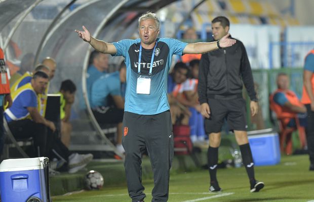 VIDEO 3 momentele GENIALE cu Dan Petrescu. „Băi, idiotule, vezi că ai avion!” + superstiția incredibilă legată de oamenii de pe banca de rezerve